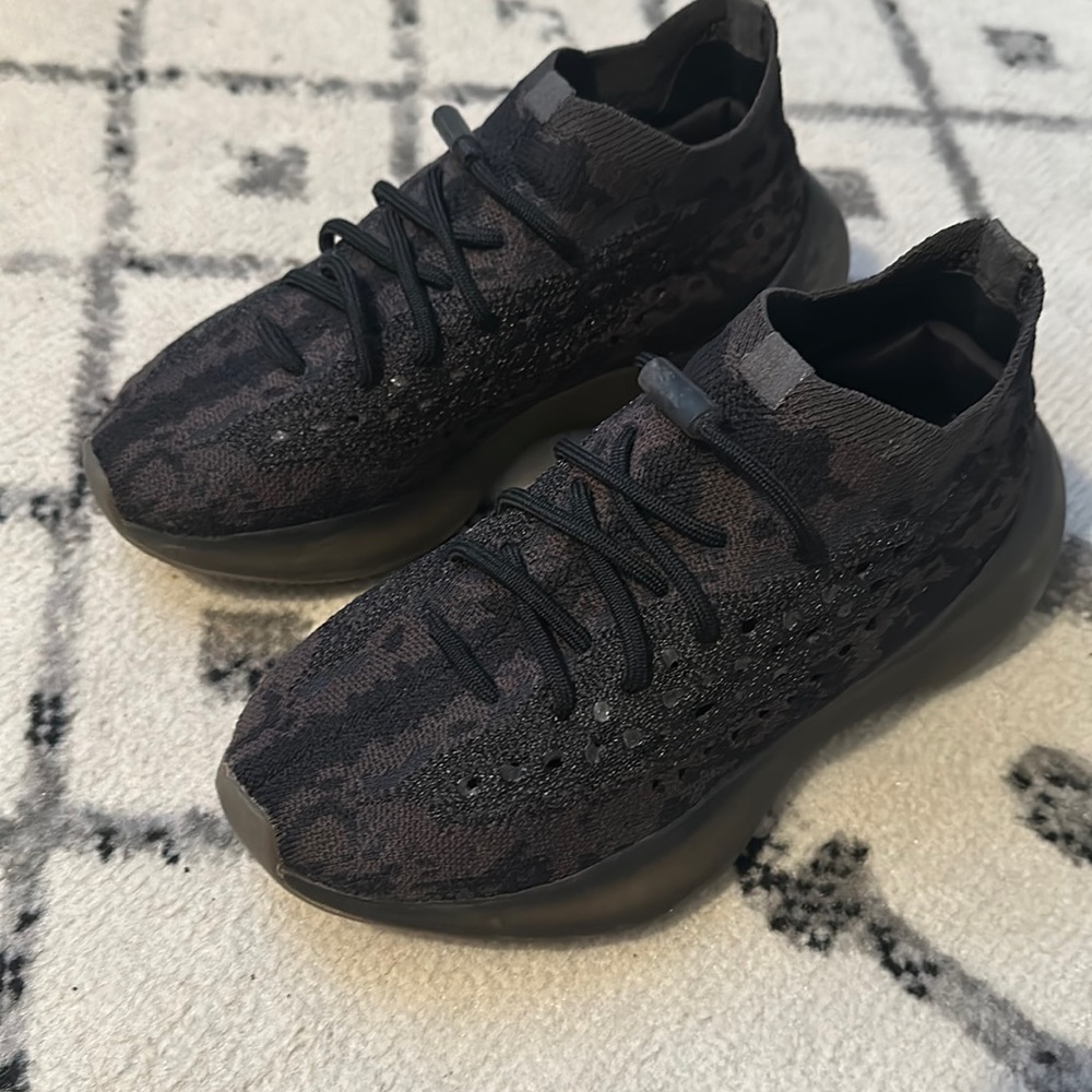 Yeezy Boost 380 ‘Onyx Non-Reflective’.